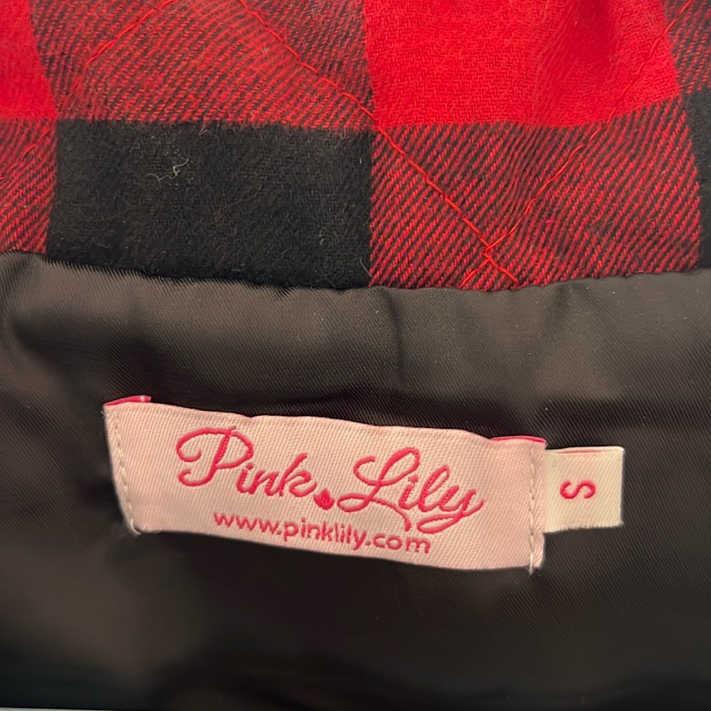 Pink Lily Vest - Picture 3 of 5